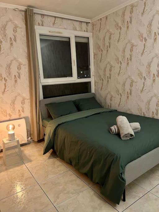 Comfy, Cosy, And Spacious Apartment Near Paris ブゾン エクステリア 写真