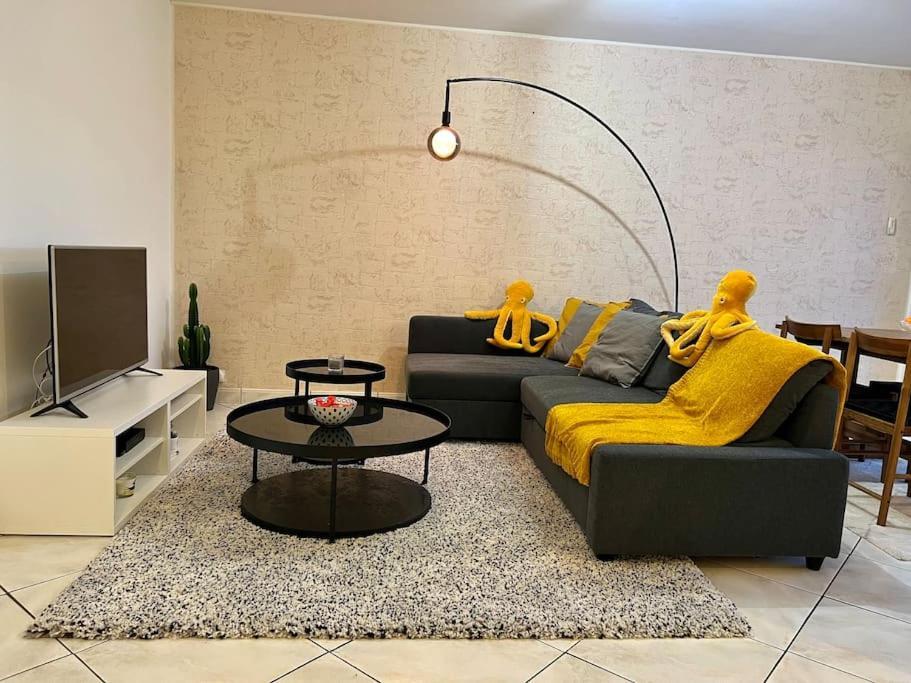 Comfy, Cosy, And Spacious Apartment Near Paris ブゾン エクステリア 写真