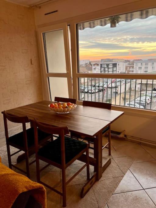 Comfy, Cosy, And Spacious Apartment Near Paris ブゾン エクステリア 写真